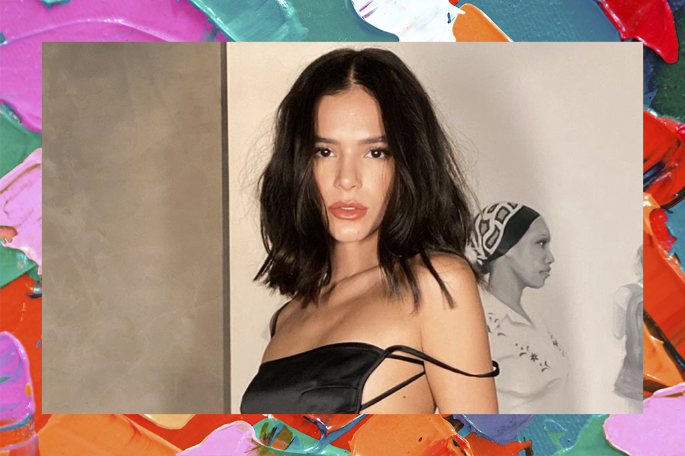 Bruna Marquezine usou biquíni com detalhe que será tendência no verão