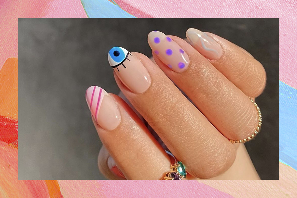 Tudo junto: a nail art da vez é usar um desenho diferente em cada unha