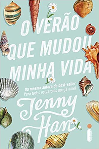 Capa do livro O Verão Que Mudou a Minha Vida na cor azul com conchas e estrelas do mar como decoração ao redor do título que está escrito em branco assim como o nome da autora