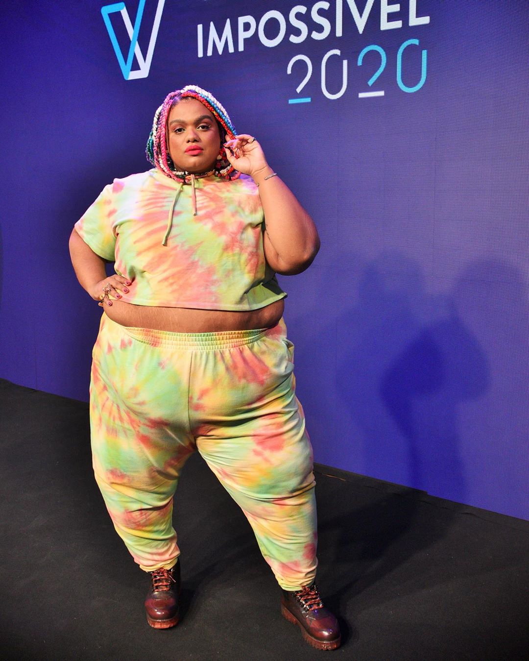 look-conjuntinho-moletom-tie-dye-bielo-pereira