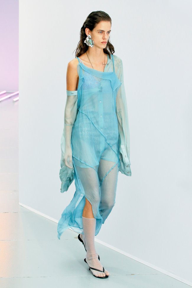 Desfile Acne Studios Primavera/Verão 2021 na Paris Fashion Week