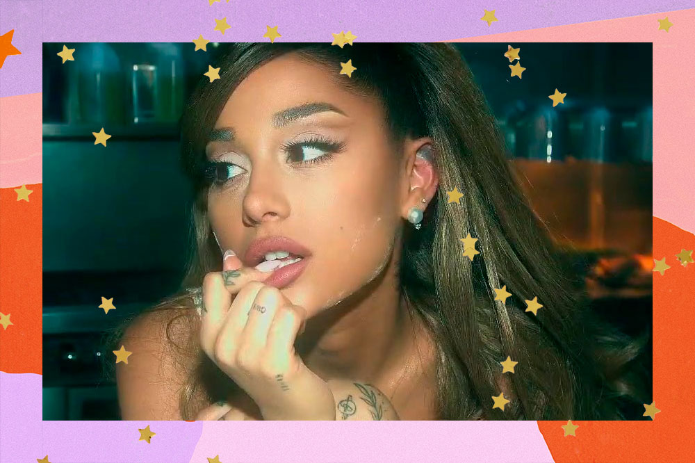 Ariana Grande lança álbum e há canção com mensagem subliminar bem ~sexual~