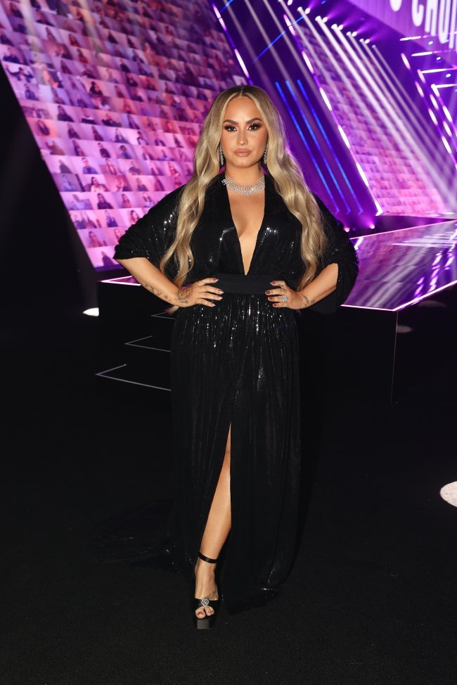 2020 E! People’s Choice Awards Demi Lovato