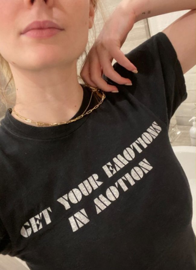 sophie-turner-shows-off-new-tattoo-for-daughter-willa-01