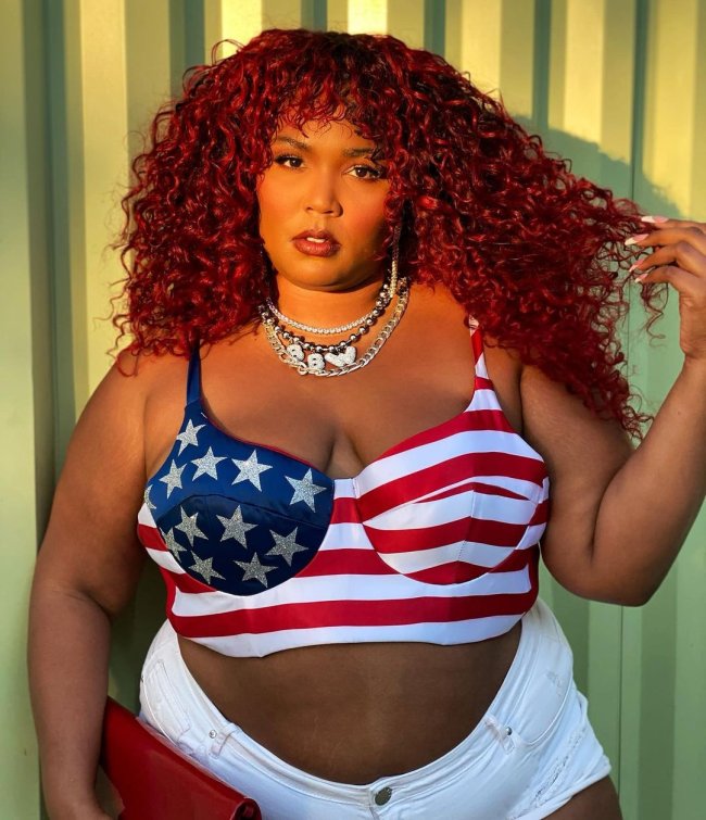 lizzo-beeating-ruiva Lizzo ruiva