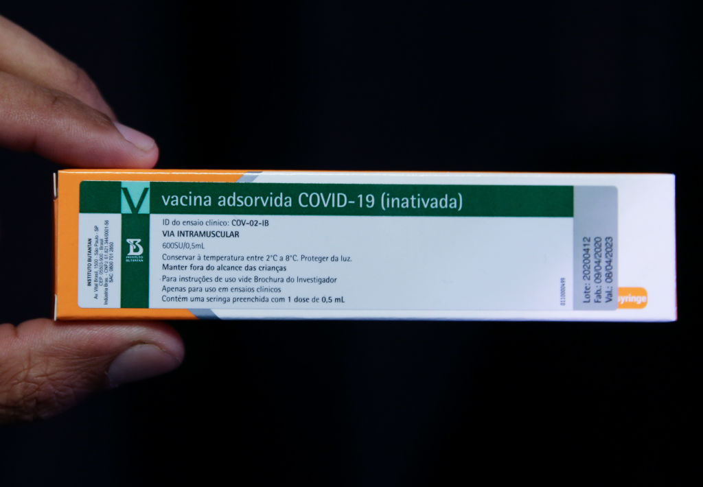 CoronaVac se mostra segura e eficaz: “Ninguém vacinado morreu de COVID-19”