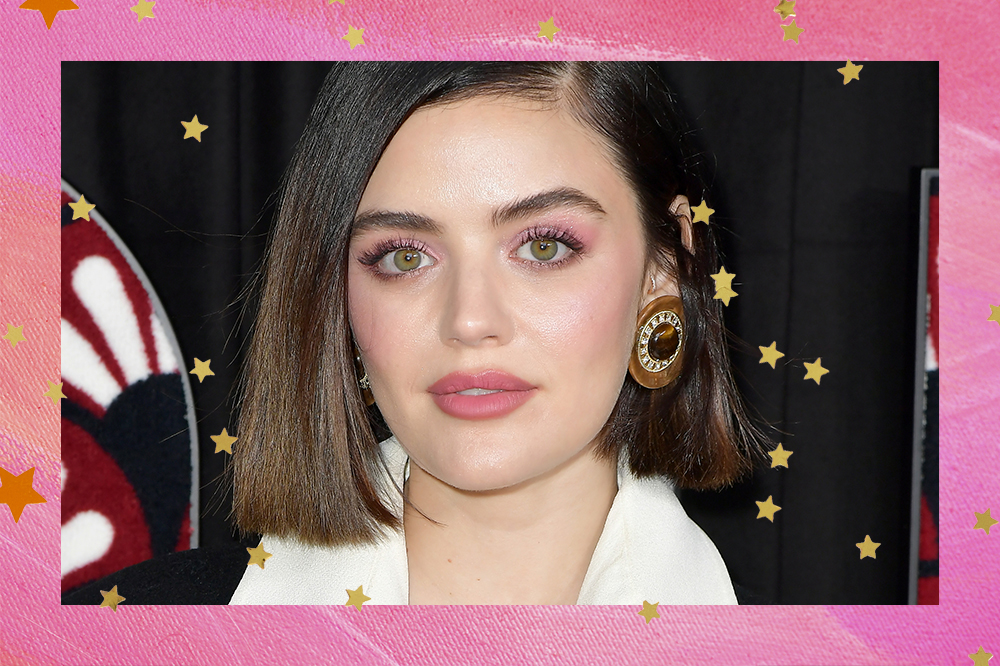 Alerta casal! Lucy Hale é vista em clima de romance com ator de Riverdale