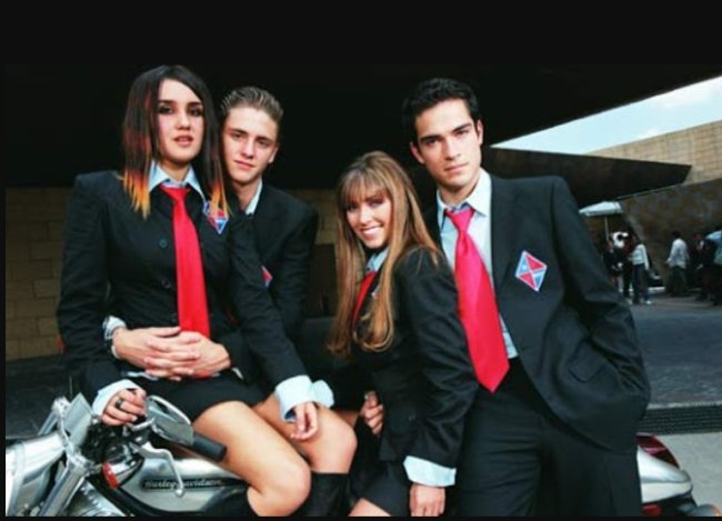 Nostalgia: 10 coisas de RBD que provavelmente você já quis ter