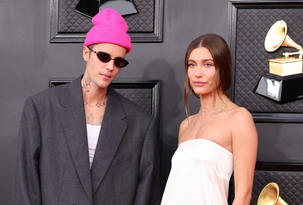 Hailey e Justin Bieber já escolheram o nome do bebê, diz site