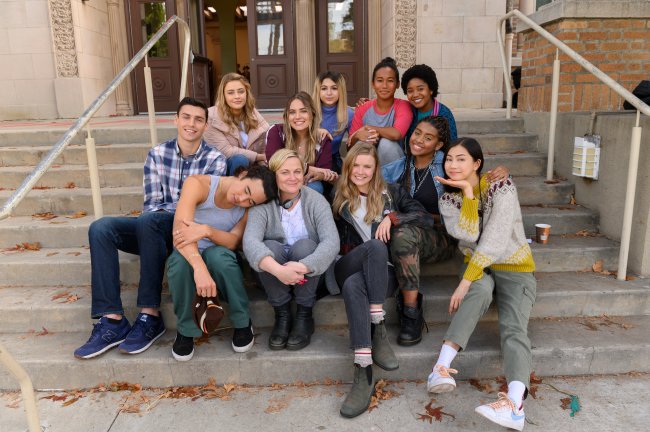 Moxie. Bradley, Kaitlynn, Seth, Lisa/Director/Producer, Emma, CJ, Vivian, Kiera, Anjelika Washington as Amaya, Lucy, Claudia em Moxie