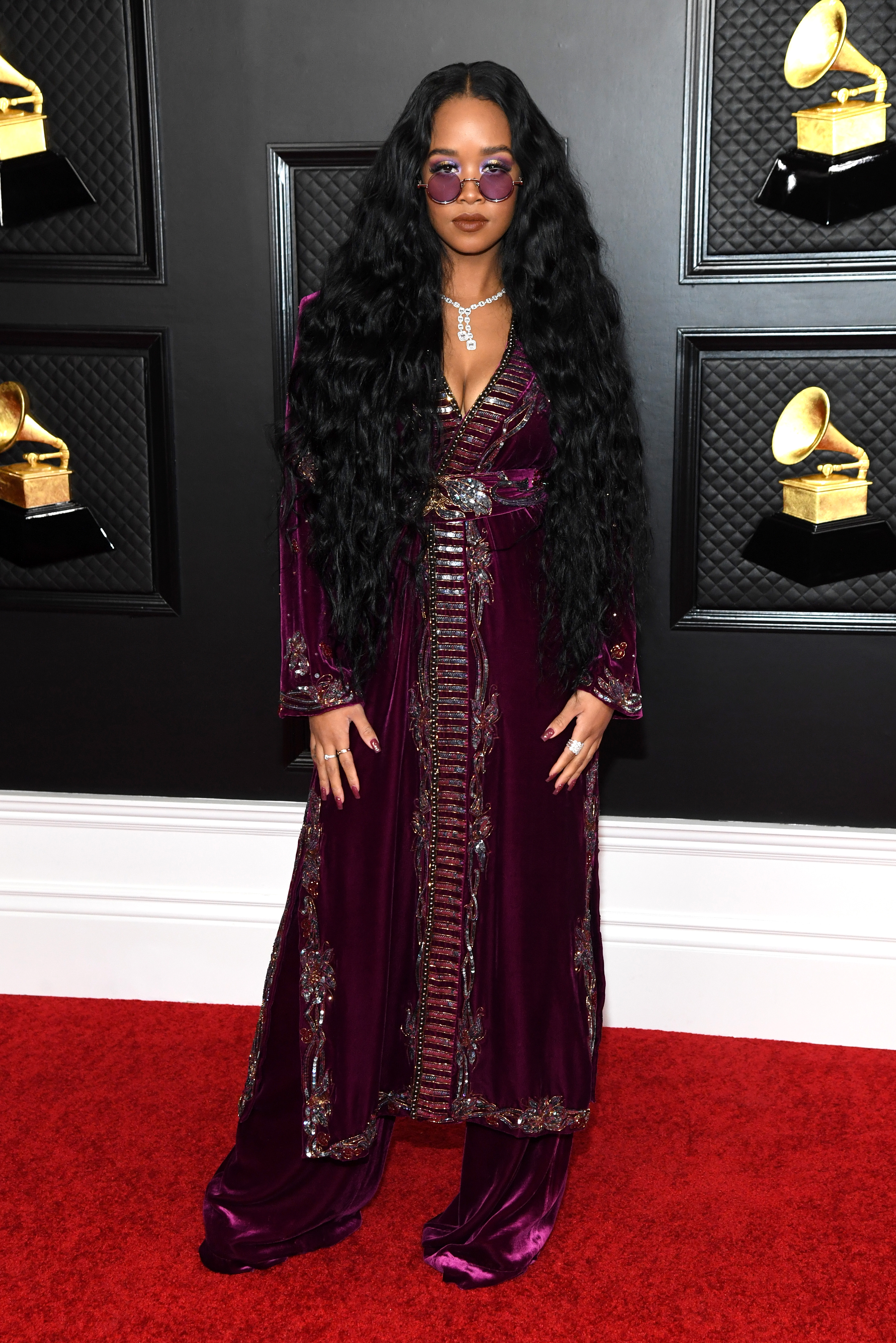 H.E.R. no Grammy 2021