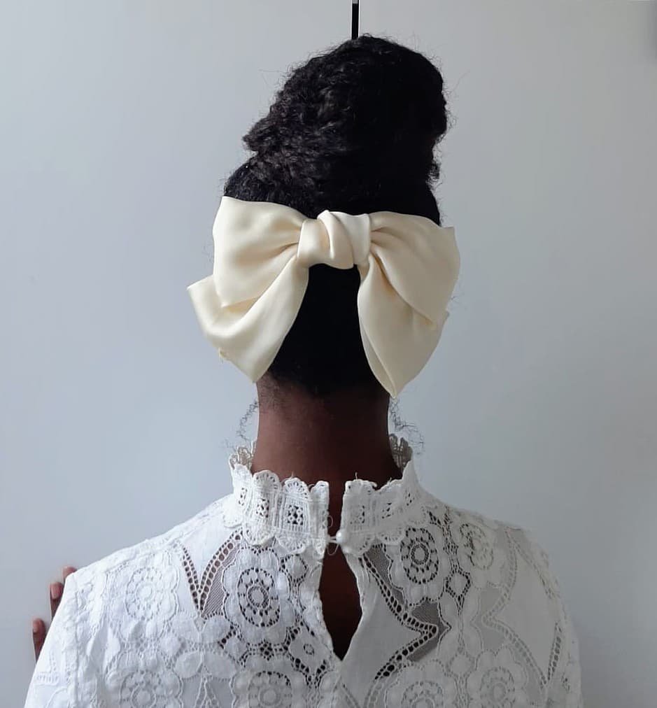 look-cottagecore-ifshesopleases Penteado com laço no estilo cottagecore