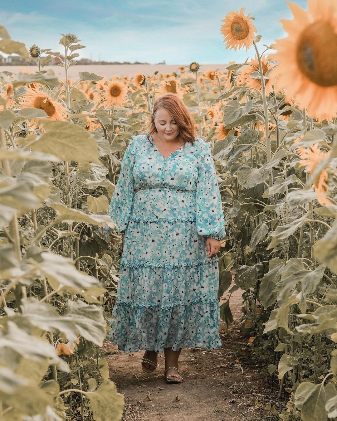 looks-cottagecore-hayleyhall_uk Look com estampa floral no estilo cottagecore