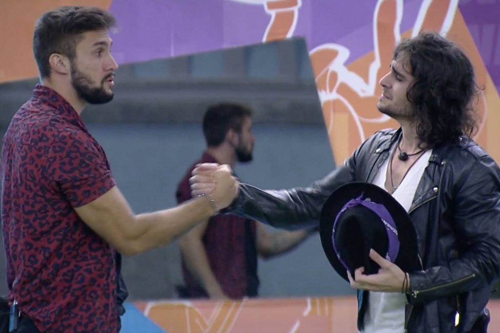 BBB21: Arthur e Fiuk fazem as pazes após eliminação de Thaís