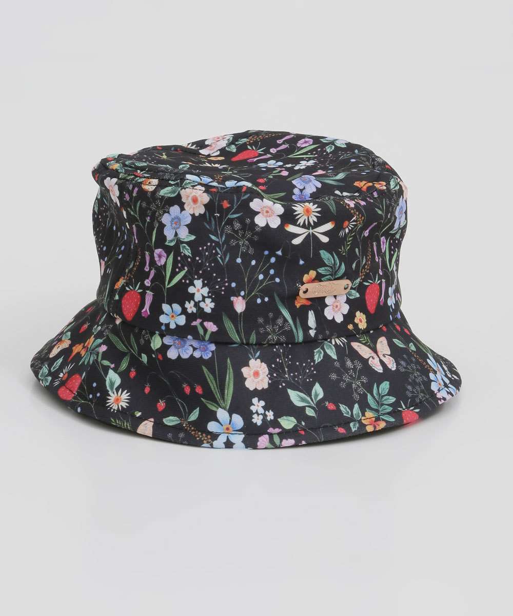 colecao-capricho-marisa-11 Chapéu bucket hat estampa floral da coleção da CAPRICHO com a MARISA