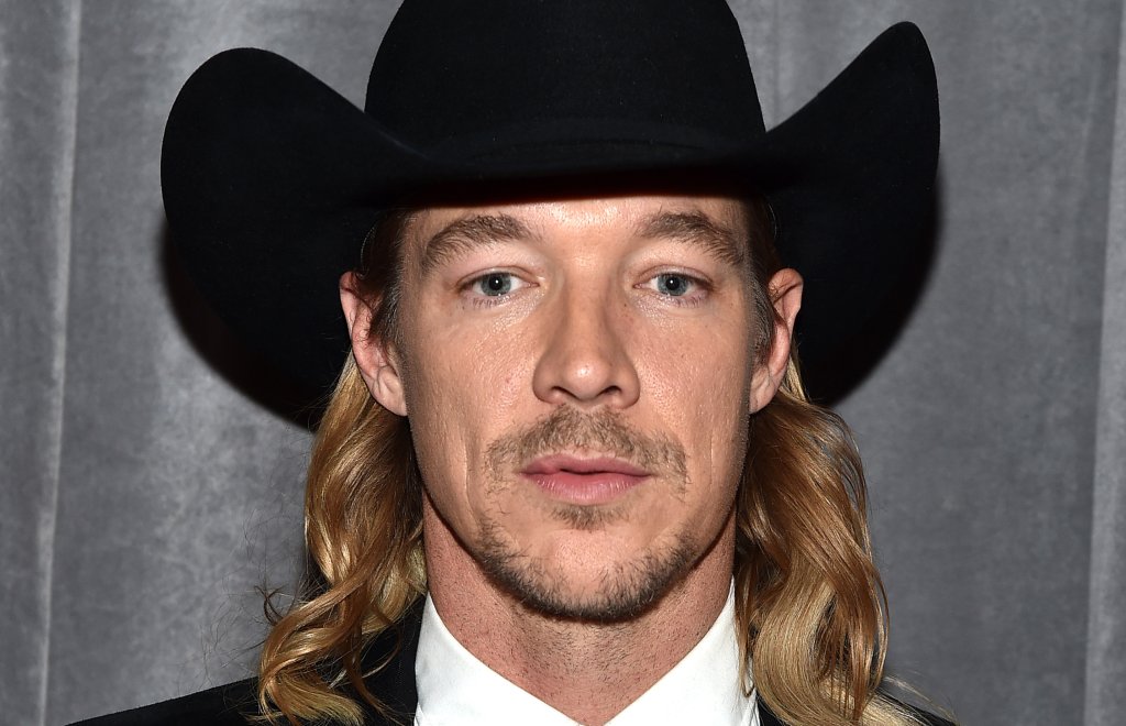 Diplo é acusado de obrigar fã a fazer sexo oral nele em festa pós-show