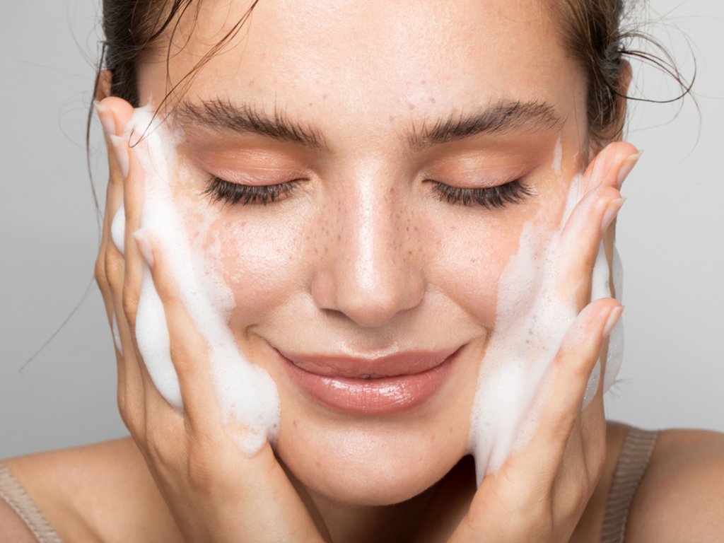 Acne: mitos e verdades esclarecidos sobre o tema