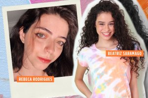 Foto da Rebeca e da Beatriz, da Galera CAPRICHO. A Rebeca tira uma selfie olhando para a câmera. Ela tem os olhos claros, é branca e tem o cabelo castanho. A Amanda é branca, tem o cabelo castanho cacheado e veste uma camiseta tie dye.