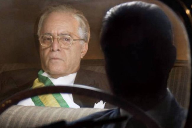 Enem: 10 filmes e séries que vão te ajudar a estudar para a prova Cena de filme Getúlio