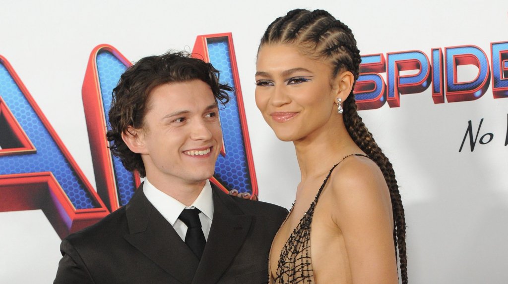 Produtora conta que aconselhou Tom Holland e Zendaya a não serem um casal