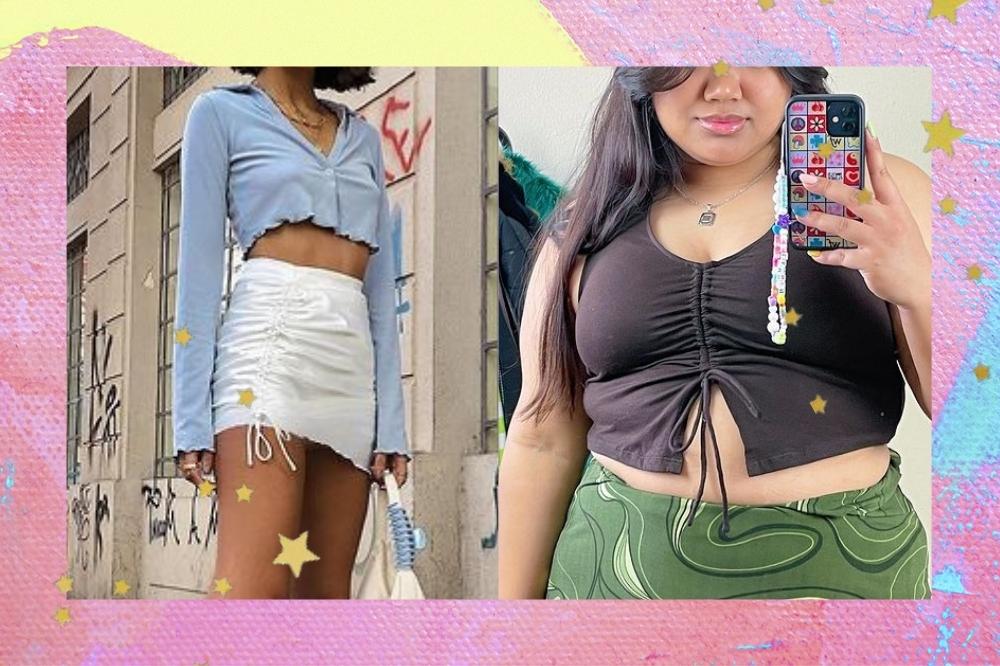 Montagem com o fundo rosa e amarelo com detalhe de estrelinhas douradas nas bordas com a foto do detalhe dos looks de duas meninas. A da esquerda usa um top cropped de manga comprida azul e saia branca com detalhe franzido na lateral. A da direita usa uma saia verde e top cropped preto com detalhe franzido no decote. Em ambas fotos não aparece o rosto das meninas,