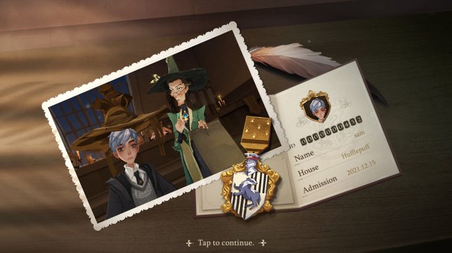 ChooseYourHouse Imagem do game Harry Potter: Desperta a Magia. Nela, temos alguns cards com personagens vestidos com trajes de Hogwarts