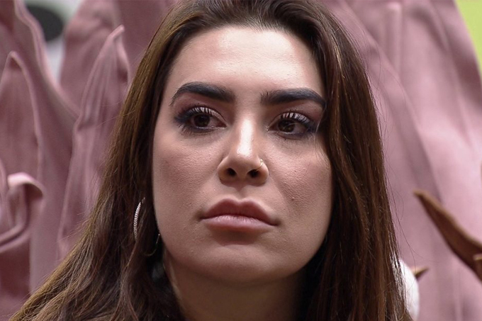 Fora do BBB22, Naiara diz que daria R$ 50 para Jade e fala sobre Comadres