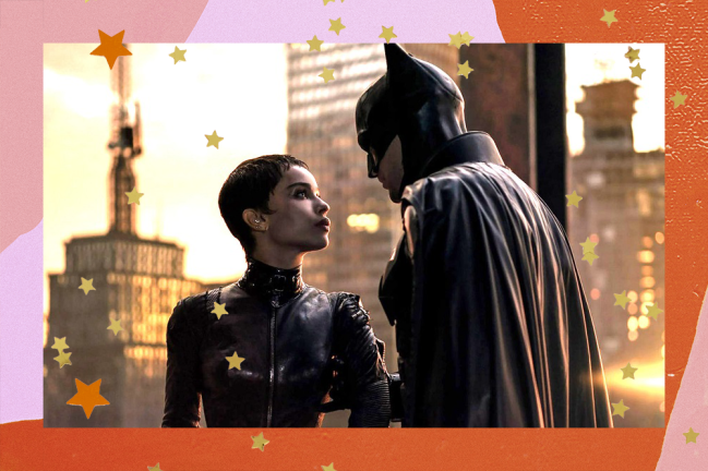 BATMAN-MULHERGATO Mulher-Gato e Batman se olhando. Batman segura o braço direito da Mulher-Gato.