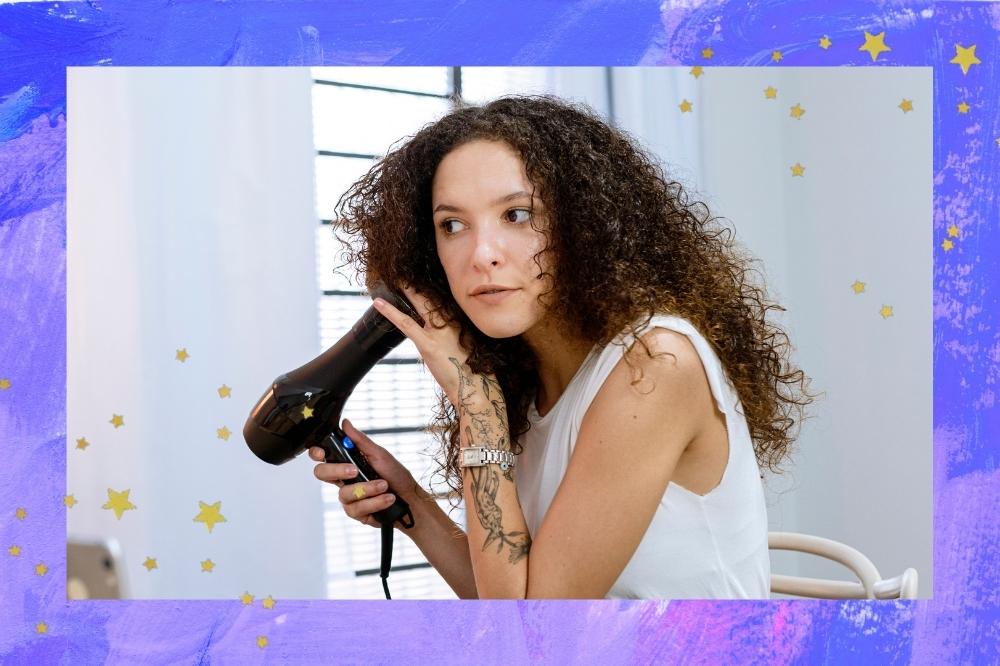 5 dicas práticas para secar o cabelo com difusor de cachos