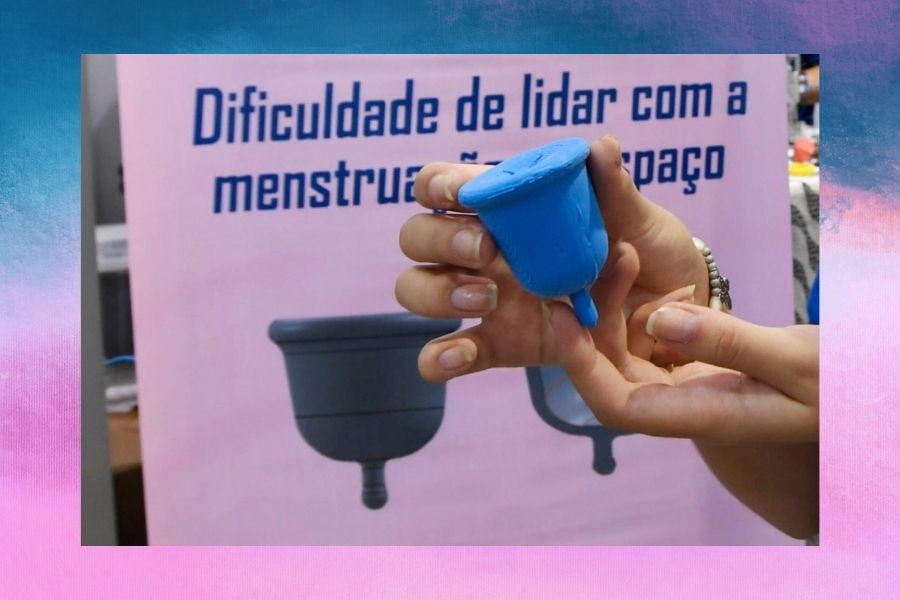 Estudantes criaram o ‘CosmoCup’, coletor menstrual para mulheres no espaço