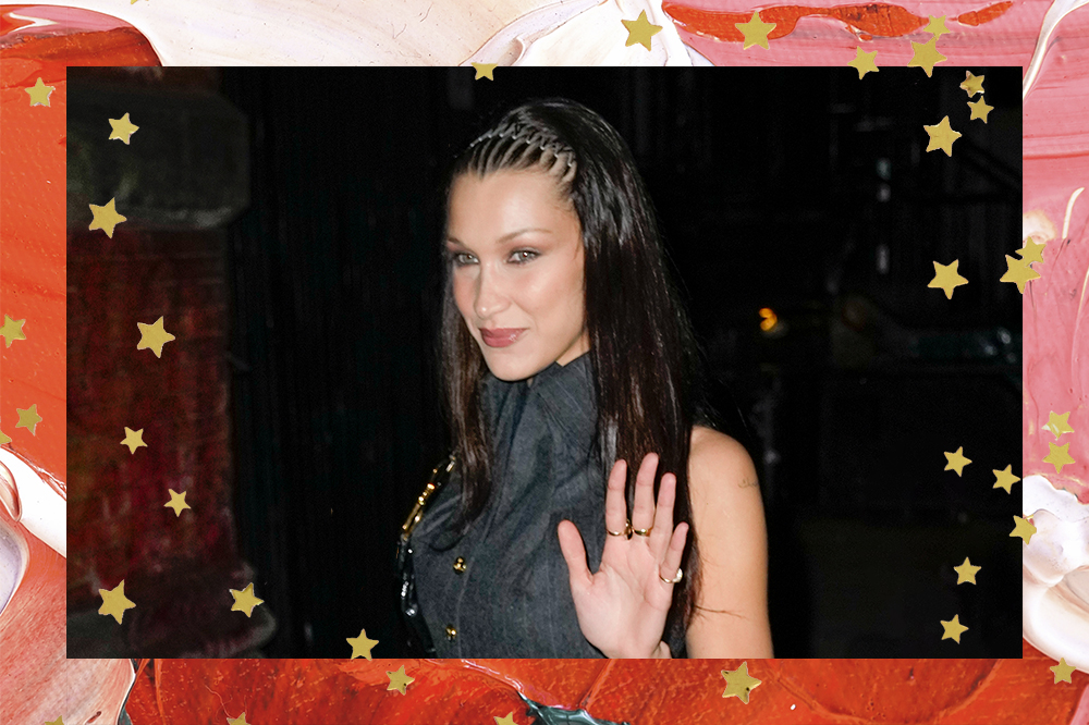 Este sapato ~polêmico~ da Bella Hadid mistura chuteira com bota de salto