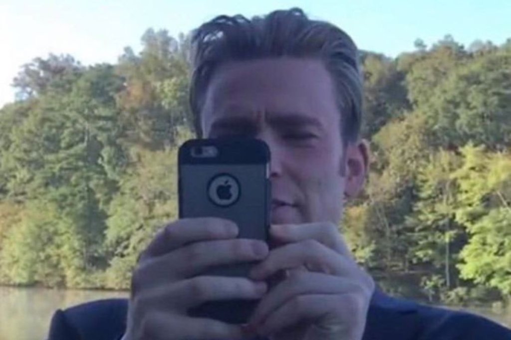 E o Chris Evans que fez uma homenagem para o seu iPhone 6s?