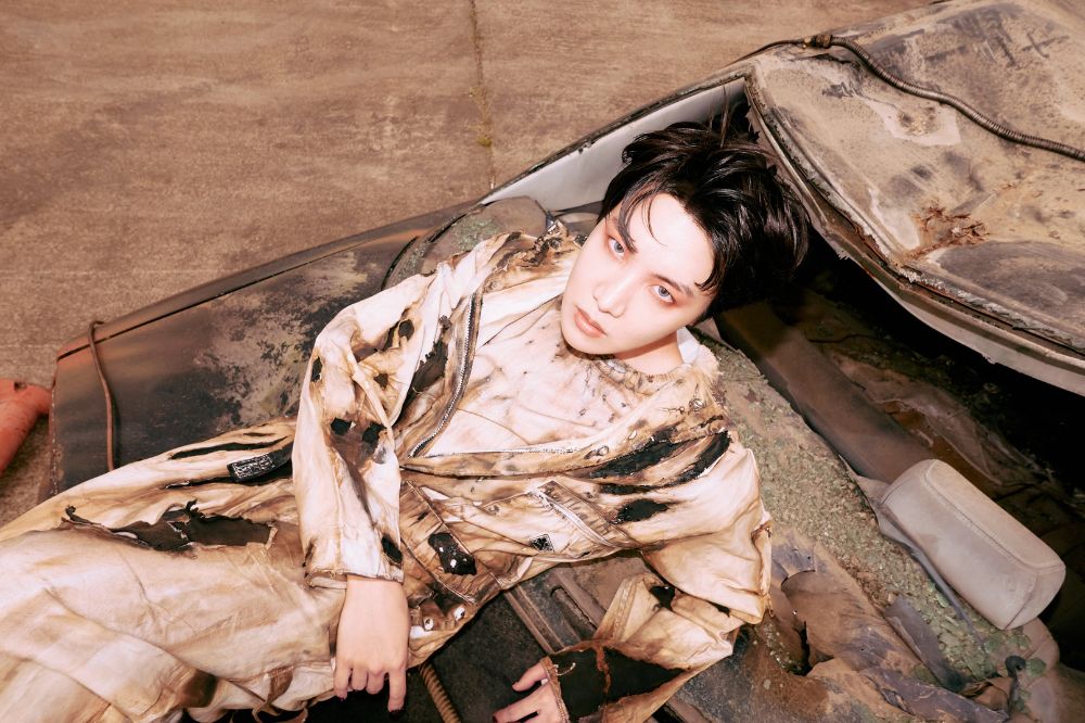 J-Hope, do BTS, está em chamas no clipe de “Arson”, sua nova música