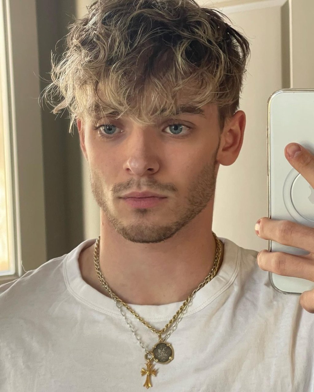 Now United: Josh Beauchamp anuncia que vai sair do grupo