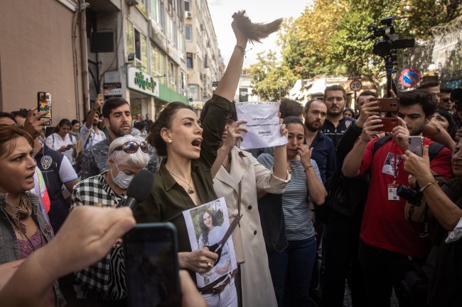 Protest Outside Iranian Consulate In Istanbul Over Death Of Mahsa Amini