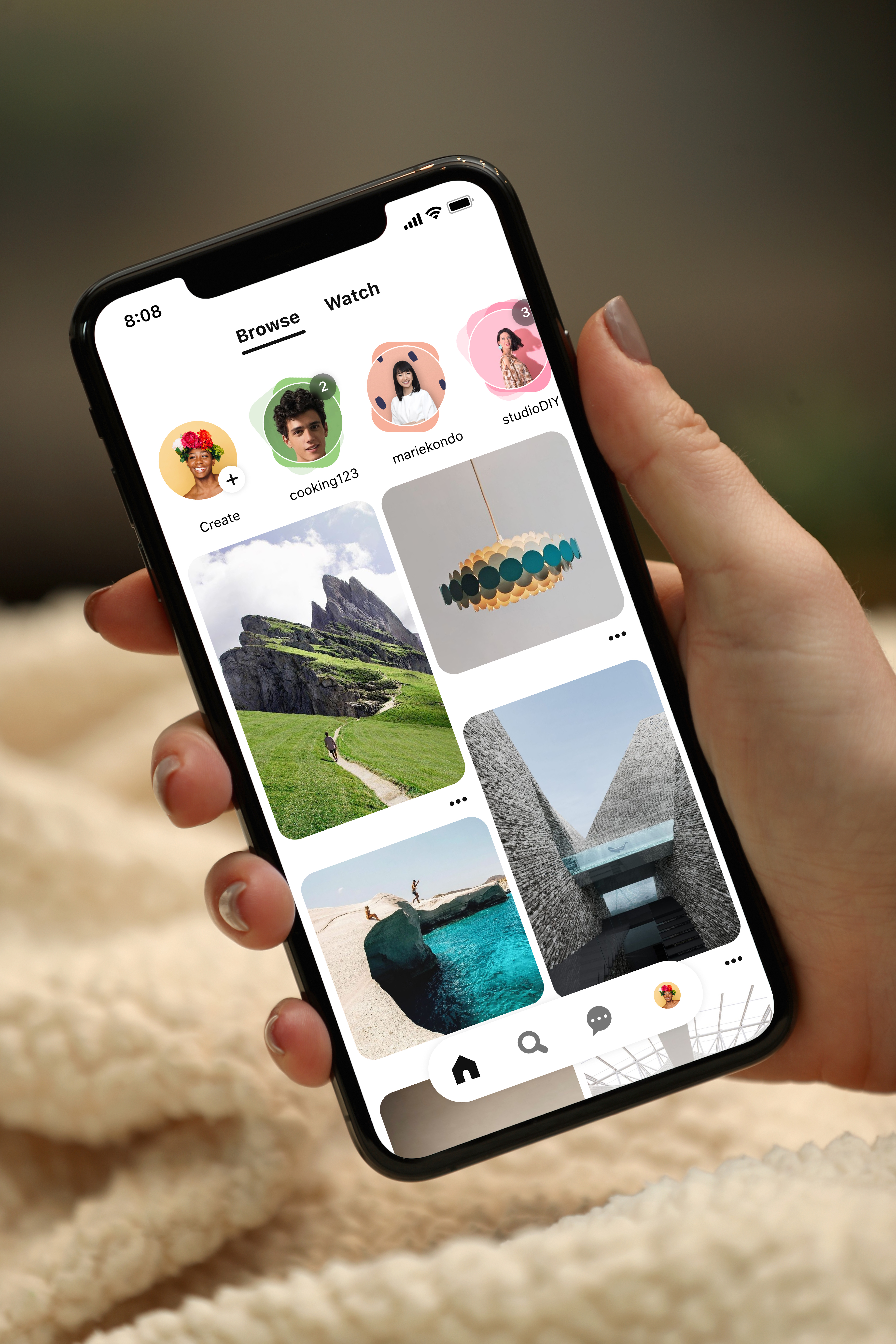 Pinterest mobile home feed Celular com Pinterest aberto