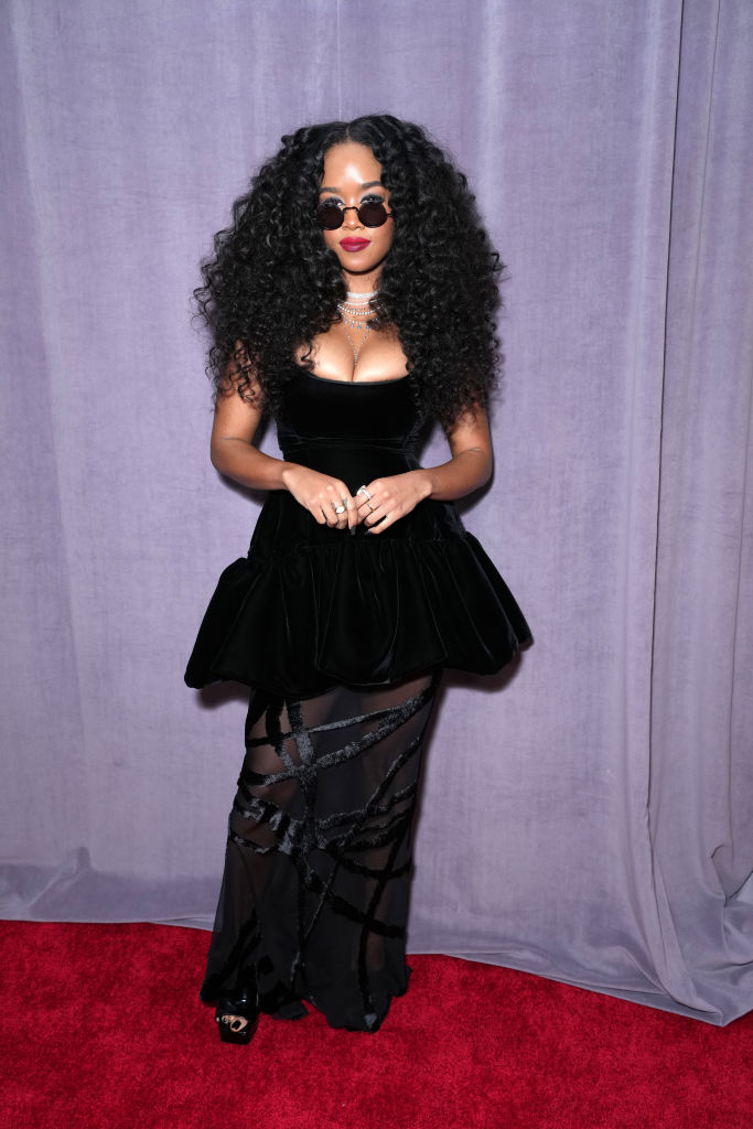 65th GRAMMY Awards – Red Carpet H.E.R. no Grammy Awards 2023