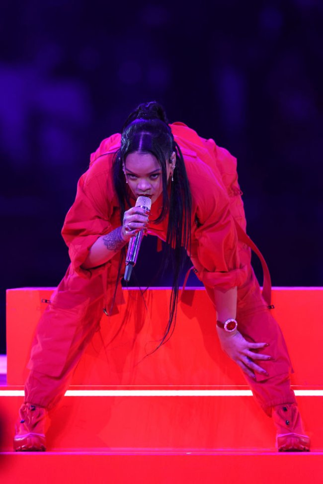 Apple Music Super Bowl LVII Halftime Show Rihanna