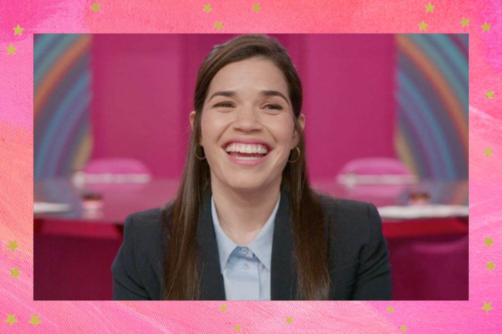 America Ferrera não brincava com Barbie na infância: “Não era minha praia”