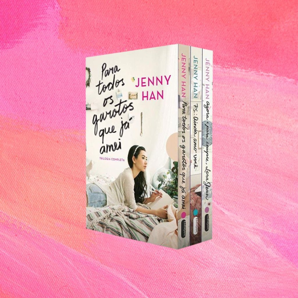 Box para todos os garotos que já amei Imagem do Box da saga de livros Para todos os garotos que já amei. Fundo rosa.