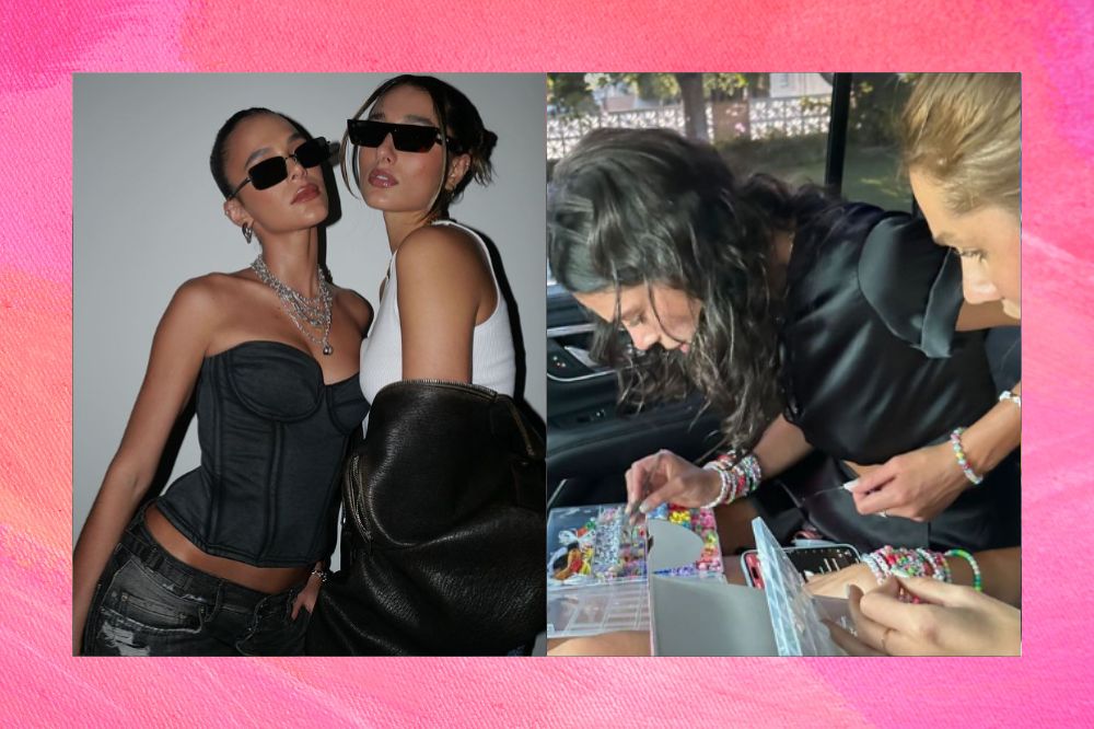 Fotos Bruna Marquezine e Sasha Meneghel. Fundo rosa.