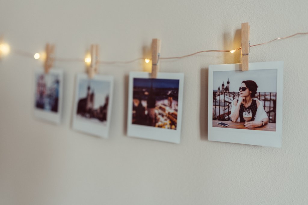 6 alternativas para decorar seu quarto usando fotos reveladas