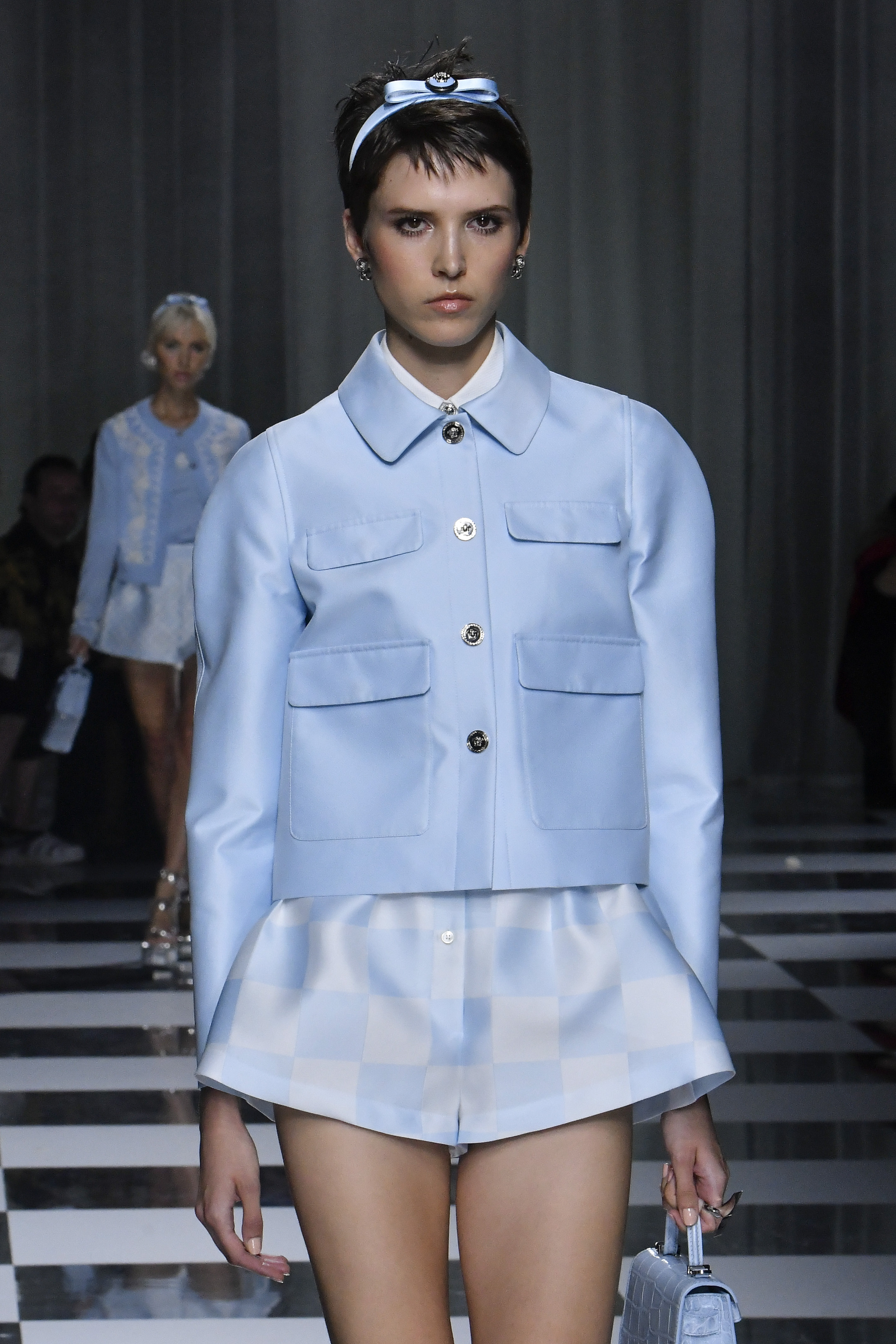 Versace – Runway – Spring/Summer 2024 Milan Fashion Week Desfile de primavera-verão 2024 da Versace na semana de moda de Milão