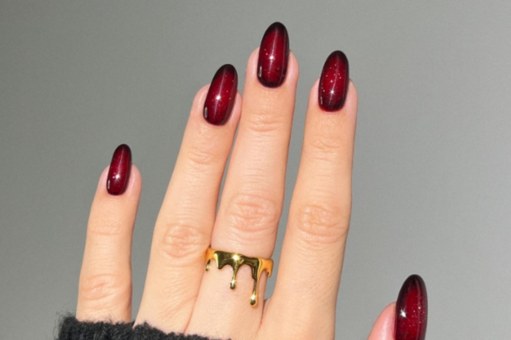 As ‘unhas de vampiro’ são a tendência de nail art deste Halloween