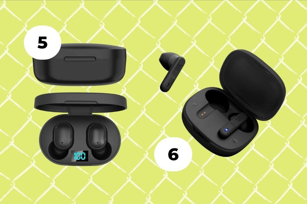 9 fones de ouvido compactos para você curtir as suas músicas onde estiver Dois fones de ouvido preto em um fundo verde claro