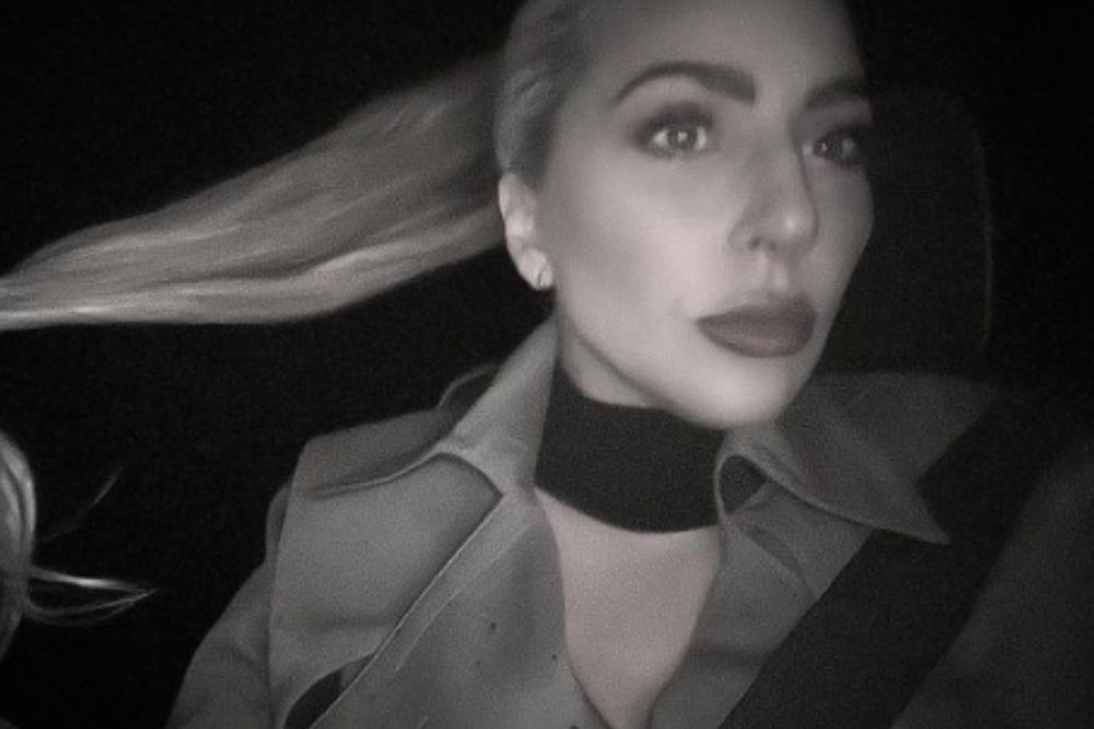 Lady Gaga faz suspense e dá dicas sobre novo álbum nas redes sociais