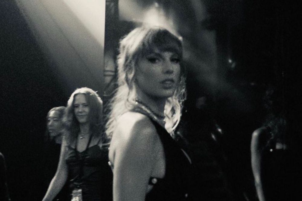 Taylor Swift faz suspense e fãs especulam possível anúncio de ‘Reputation’