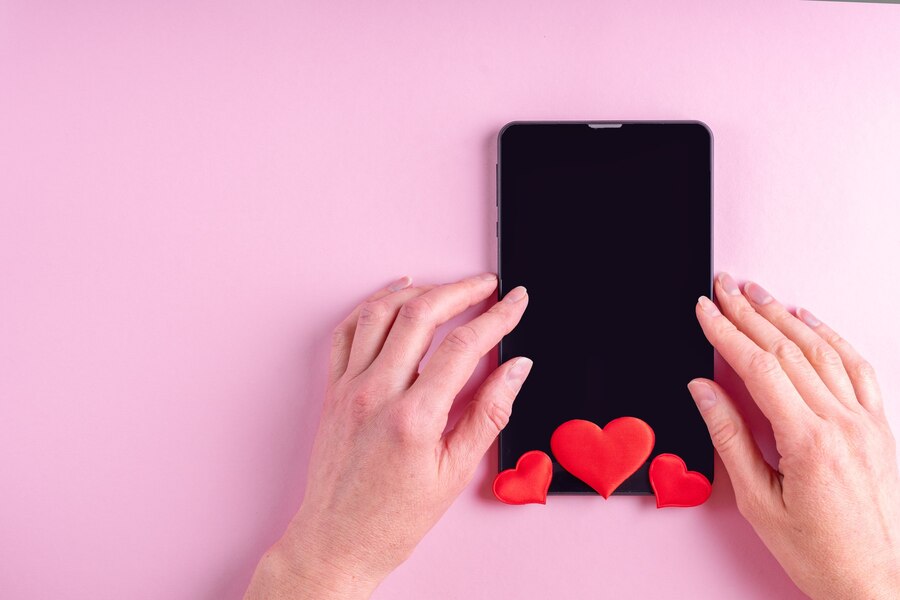 5 aplicativos de relacionamento diferentões para você conhecer