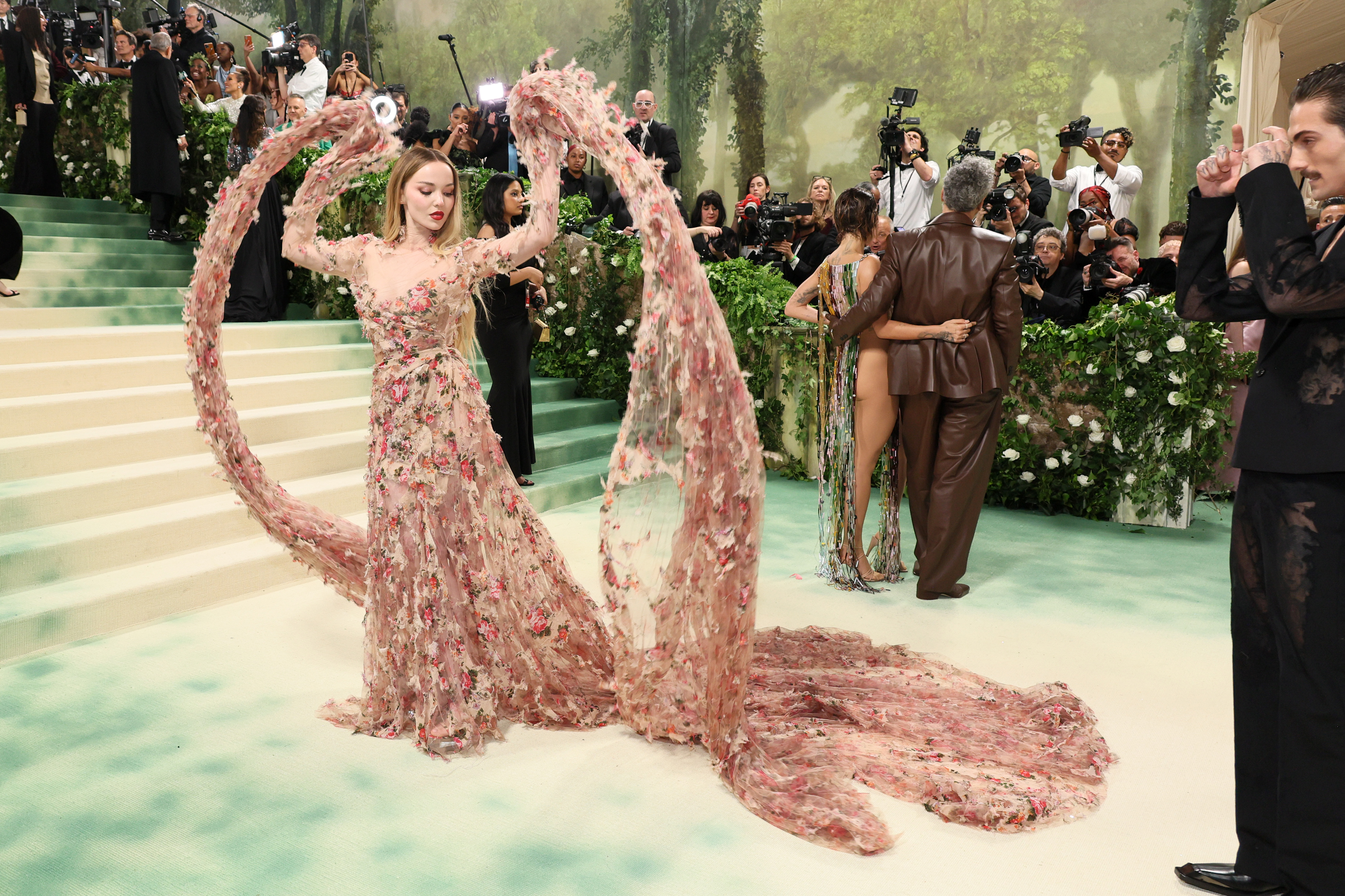 NEW YORK, NEW YORK - MAY 06: Dove Cameron attends The 2024 Met Gala Celebrating 