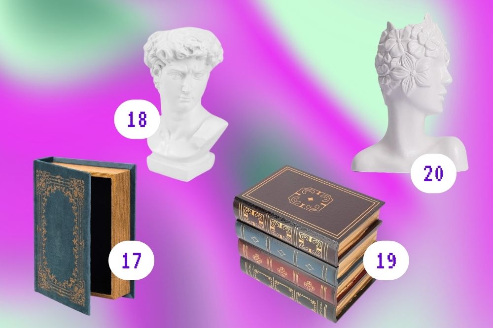 Imagem de bustos de estátua e de livros decorativos em um fundo verde e roxo.